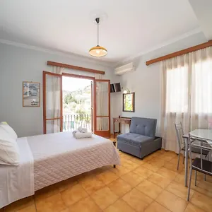  Apartment Vrettos Arts